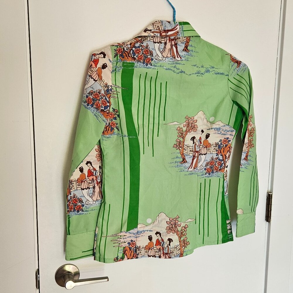 Vintage Light Green button-up blouse chemise Chinese print